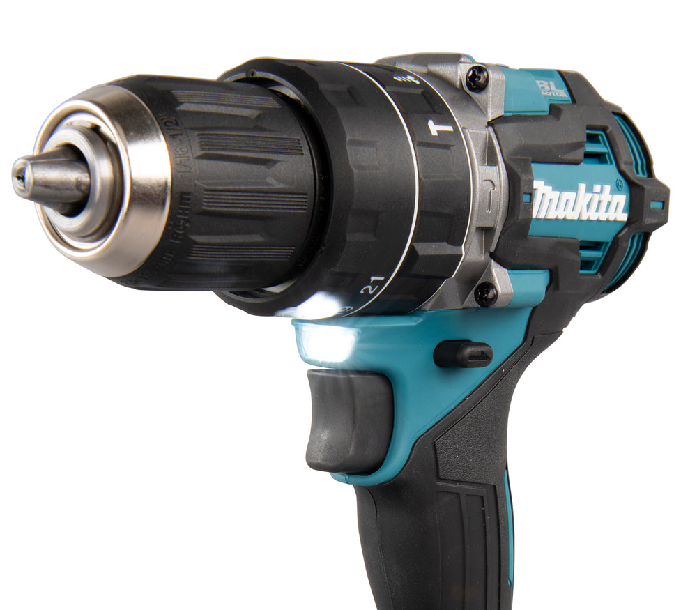 Makita Akku-Schlagbohrschrauber – 18V, 70 Nm Drehmoment, bürstenlos & kompakt (174 mm) - HP002GA202
