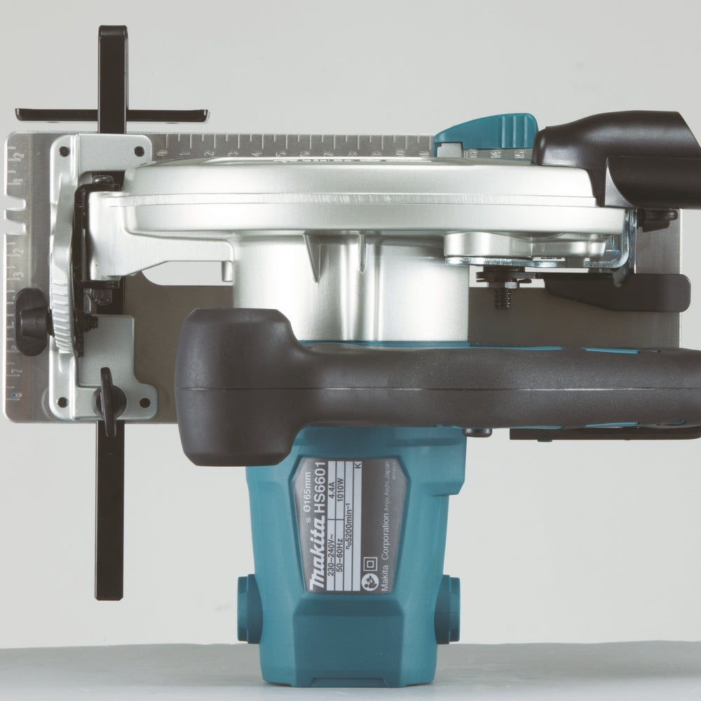 Makita Handkreissäge 165 mm – kompakt, robust & präzise mit 1.050 W - HS6601J