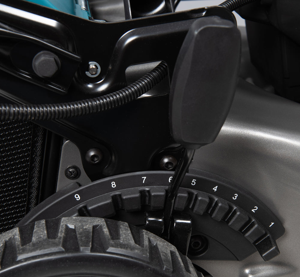 Makita Akku-Rasenmäher mit Dual-Akku-System und Stahl-Mähdeck - LM002GZ