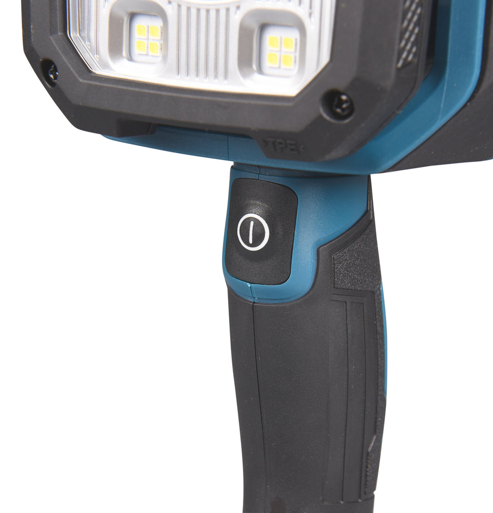 Makita LED-Akku-Handstrahler – Stroboskop-Funktion, XPT & 40V max. System - ML007G