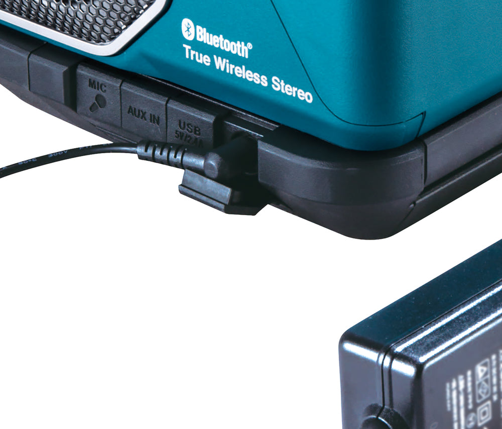 Makita Bluetooth-Lautsprecher – kraftvoller Sound, Mikrofonbuchse, bis 10 Geräte koppelbar - MR014GZ