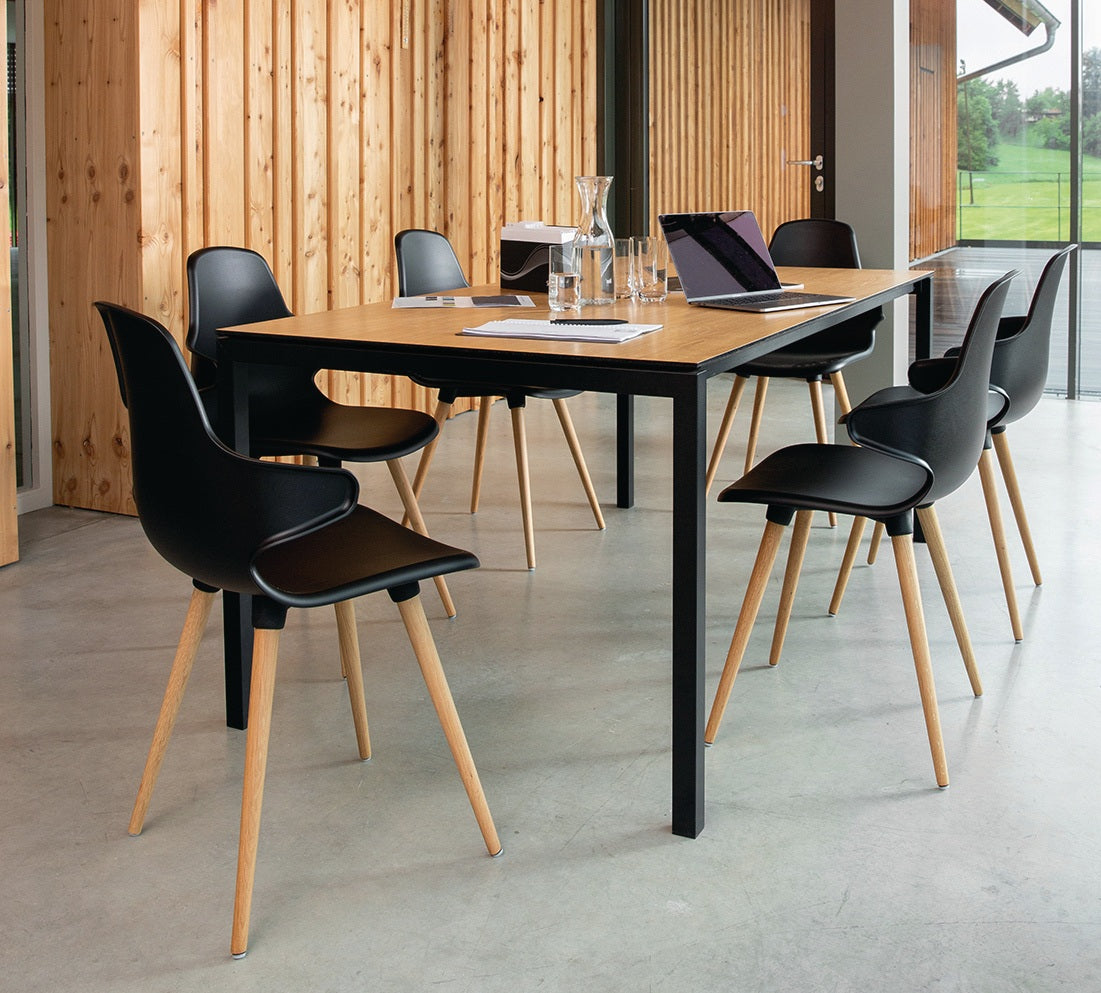TOPSTAR Mehrzweckstuhl weiß mit Kunststoffbeinen – 2er-Set, stapelbar, ergonomische Sitzschale