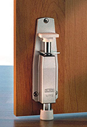 Türfeststeller TF 2 SB von BURG-WÄCHTER – silberfarbig eloxiert, Hubhöhe 30 mm, Türmontage