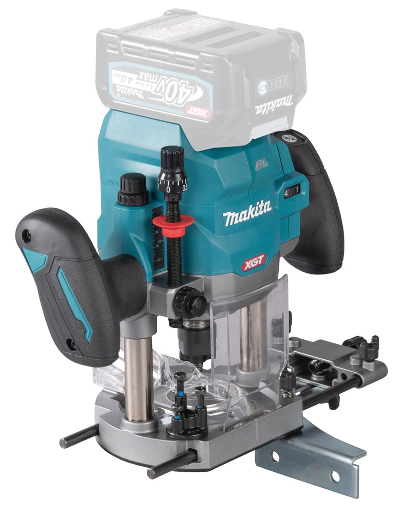 Makita Akku-Oberfräse 40V max – Power wie 1.700 W mit 60 mm Hub - RP001GZ