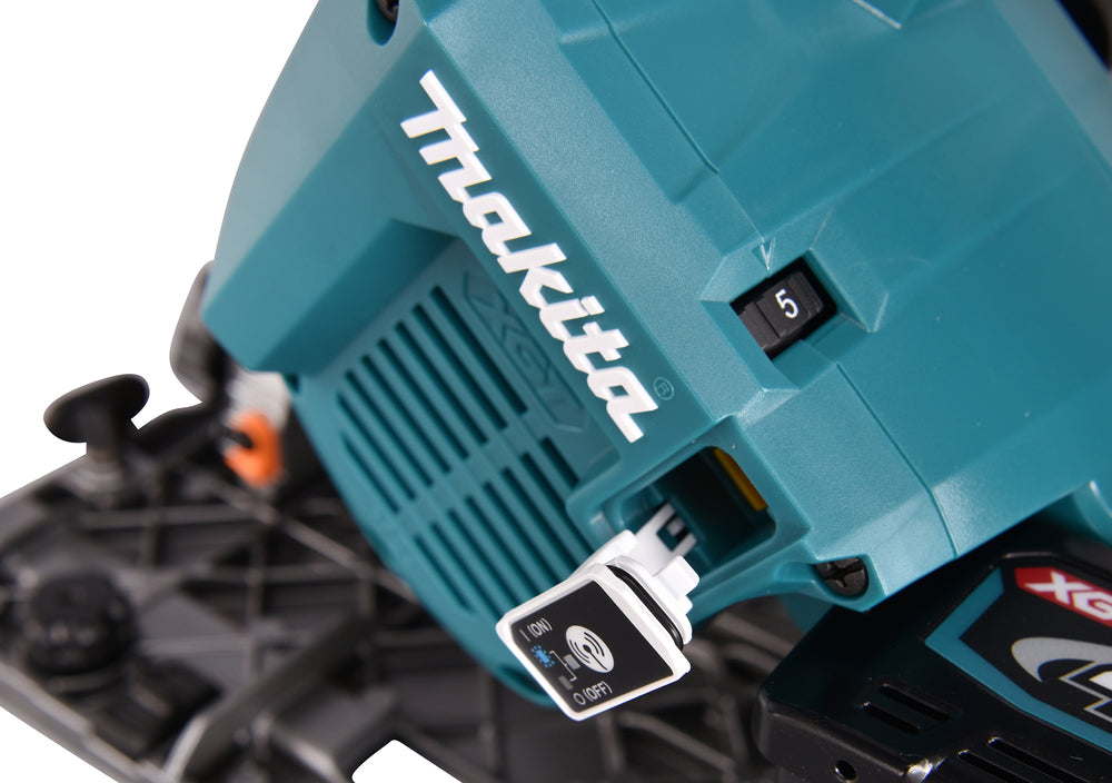 Makita 18 V Akku-Tauchsäge – 165 mm Blatt, 56 mm Schnitttiefe, AWS & Führungsschienen-kompatibel - SP001GZ03