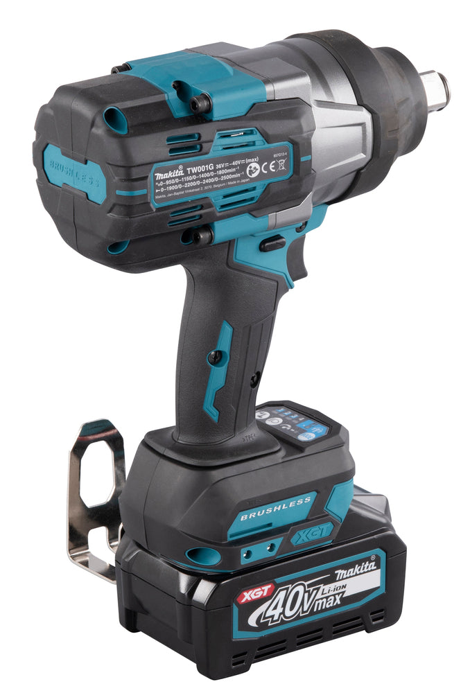 Makita Akku-Schlagschrauber 40V max – Set mit 2x 4,0 Ah Akkus, Schnellladegerät & Transportkoffer - TW001GM201