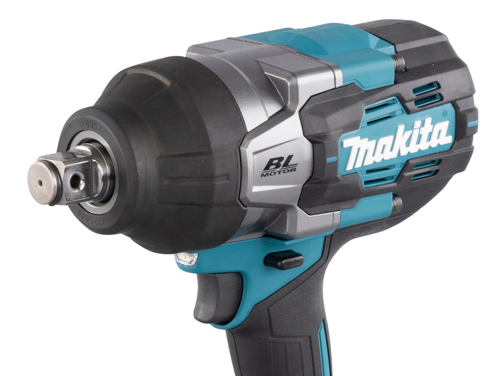 Makita Akku-Schlagschrauber 40V max – Set mit 2x 4,0 Ah Akkus, Schnellladegerät & Transportkoffer - TW001GM201
