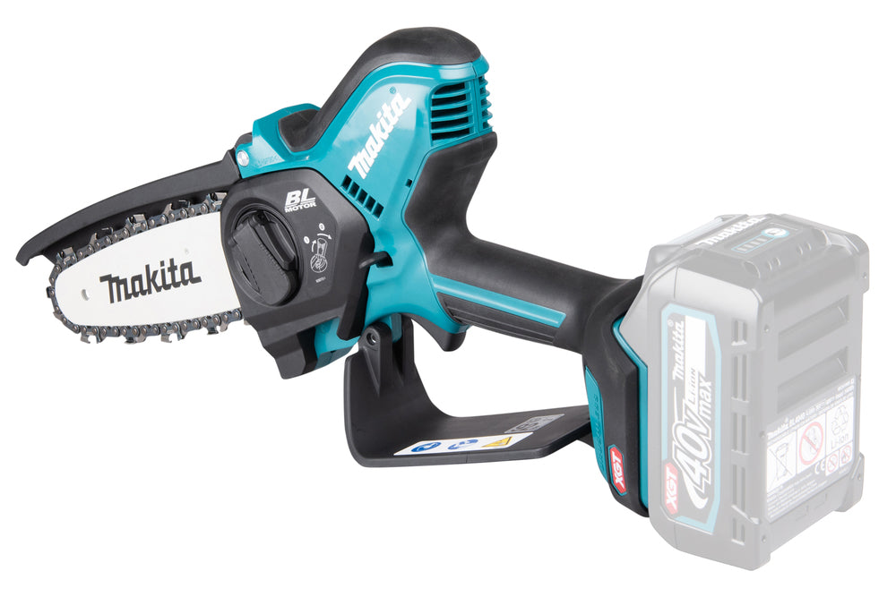 Makita Akku-Astsäge – leicht, ergonomisch & werkzeugloser Kettenwechsel - UC029GZ