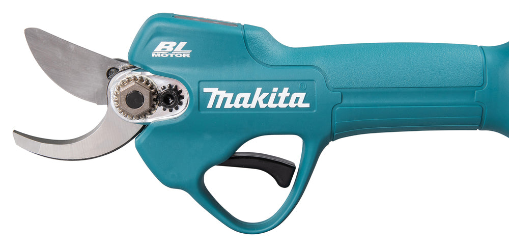 Makita Akku-Astschere – kompakt, leicht & effizient - UP100DSMJ