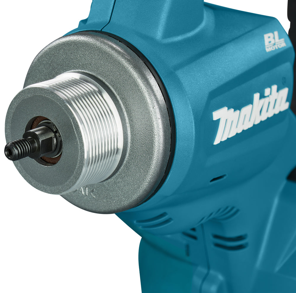 Makita Akku-Betonverdichter – 2 Betriebsmodi, inkl. 1,2 m Verdichtervorsatz Ø 32 mm - VR003GZ