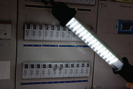 LED-Akkustableuchte mit 60 LEDs NiMH von SCHWABE AS – mobile Arbeitsleuchte