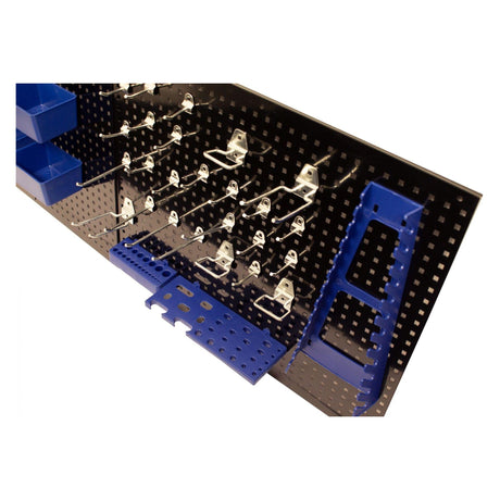KROFtools Set/Bausatz mit zwei perforierten Platten/Metallwänden und 32 Zubehörteilen - ideal für Werkstattorganisation - 8685 - Tools.de TP Profishop GmbH